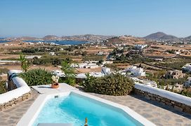 Peters Place - Paros Resort