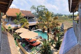 Royal Jj Ubud Resort & Spa