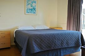 Accommodation At Te Puna Motel