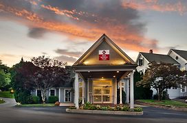 Best Western Plus Cold Spring