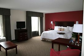 Hampton Inn & Suites Millington