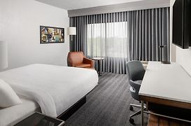 Courtyard By Marriott New Orleans Metairie