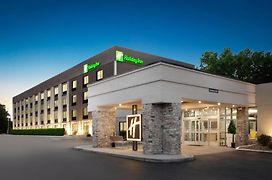 Holiday Inn Cleveland-Mayfield, An Ihg Hotel