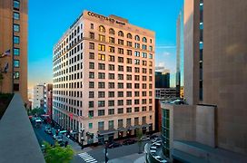 Courtyard By Marriott Nashville Downtown