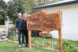 Burkes Pass Country Motels