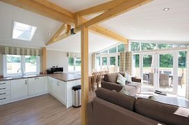 Athelington Hall Farm Lodges