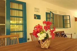 Moana Breeze Rangiroa - Rental Car Included - Air Conditioning - Wi-Fi