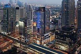 Four Points By Sheraton Bangkok Ploenchit - Formerly Novotel Bangkok Ploenchit