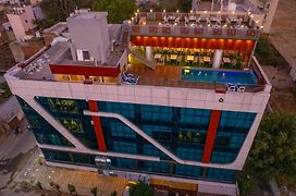 Pax Hotel Grand Blue 3 Min Walk From Udaipur City Railway Station