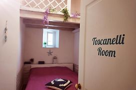 Toscanelli Room