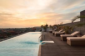 Infinity8 Bali