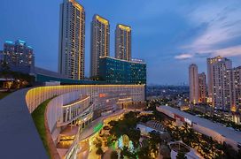 Pullman Jakarta Central Park