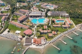 Roda Beach Resort & Spa