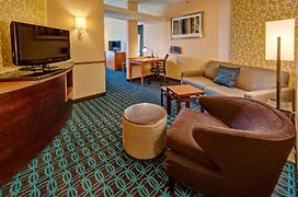 Fairfield Inn & Suites By Marriott Oklahoma City Nw Expressway/Warr Acres