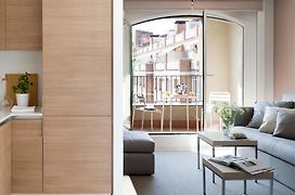 Eric Voekel Boutique Apartments - Gran Via Suites