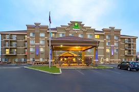 Holiday Inn Express Layton - I-15, An Ihg Hotel