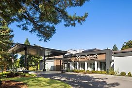 Courtyard By Marriott Portland Beaverton