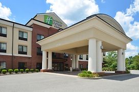 Holiday Inn Express & Suites Fairmont, An Ihg Hotel