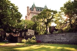 The Fort Garry Hotel Spa And Conference Centre, Ascend Hotel Collection