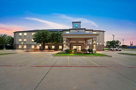 Clarion Inn & Suites Weatherford South