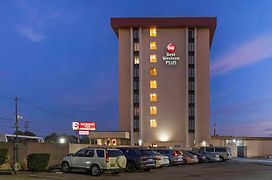 Best Western Plus Grosvenor Airport Hotel