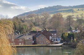 Mill Pond Cottage