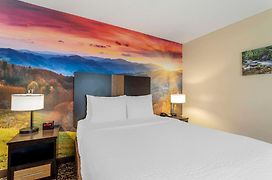 Leconte Hotel & Convention Center, Ascend Hotel Collection