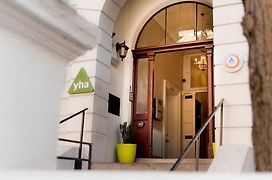 Yha London Earl'S Court