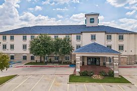 Clarion Inn & Suites Weatherford South