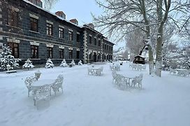 Hotel Katerina Sarayi 1877