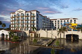 Courtyard By Marriott Anaheim Theme Park Entrance