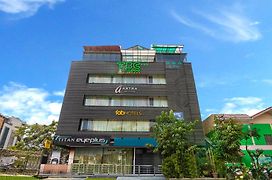 Fabhotel Astra Suites - Hsr Main Road