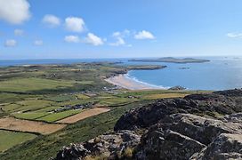 Craig-Y-Mor Bed & Breakfast With Sea Views Whitesands St Davids