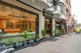 Hotel Baba Deluxe At New Delhi Railway Station -By Rcg Hotels