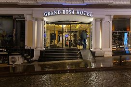 Grand Rosa Hotel