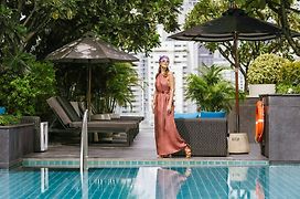 Muu Bangkok, Small Luxury Hotels Of The World