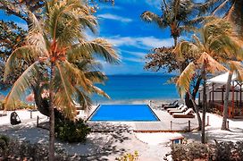 Bequia Beach Hotel - Luxury Resort