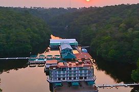 Uiara Amazon Resort