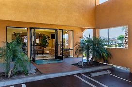 Quality Inn & Suites Westminster Seal Beach