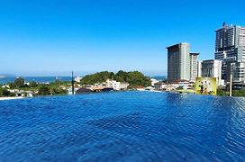 Arize Hotel Sri Racha