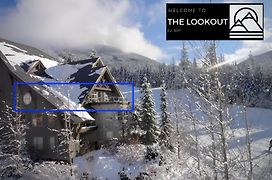 The Lookout Penthouse // A Luxe Suite In Whistler