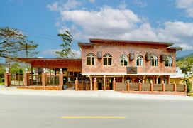 Hotel La Casa De La Abuela