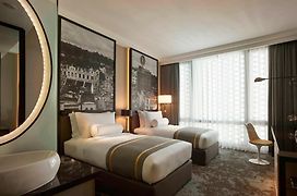 Hotel Stripes Kuala Lumpur, Autograph Collection