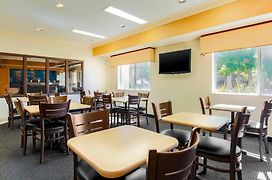 Fairfield Inn By Marriott Tracy