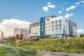 Fairfield Inn & Suites By Marriott Denver Downtown