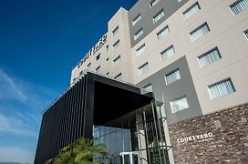 Courtyard By Marriott San Luis Potosi, Los Lagos