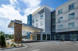 Fairfield Inn & Suites By Marriott Savannah I-95 North