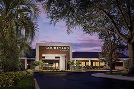 Courtyard By Marriott Orlando Lake Buena Vista At Vista Centre