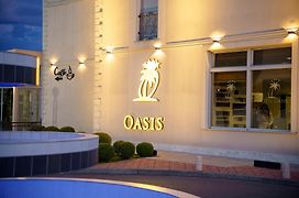 Hotel Oasis