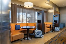 Courtyard By Marriott Asheville Airport